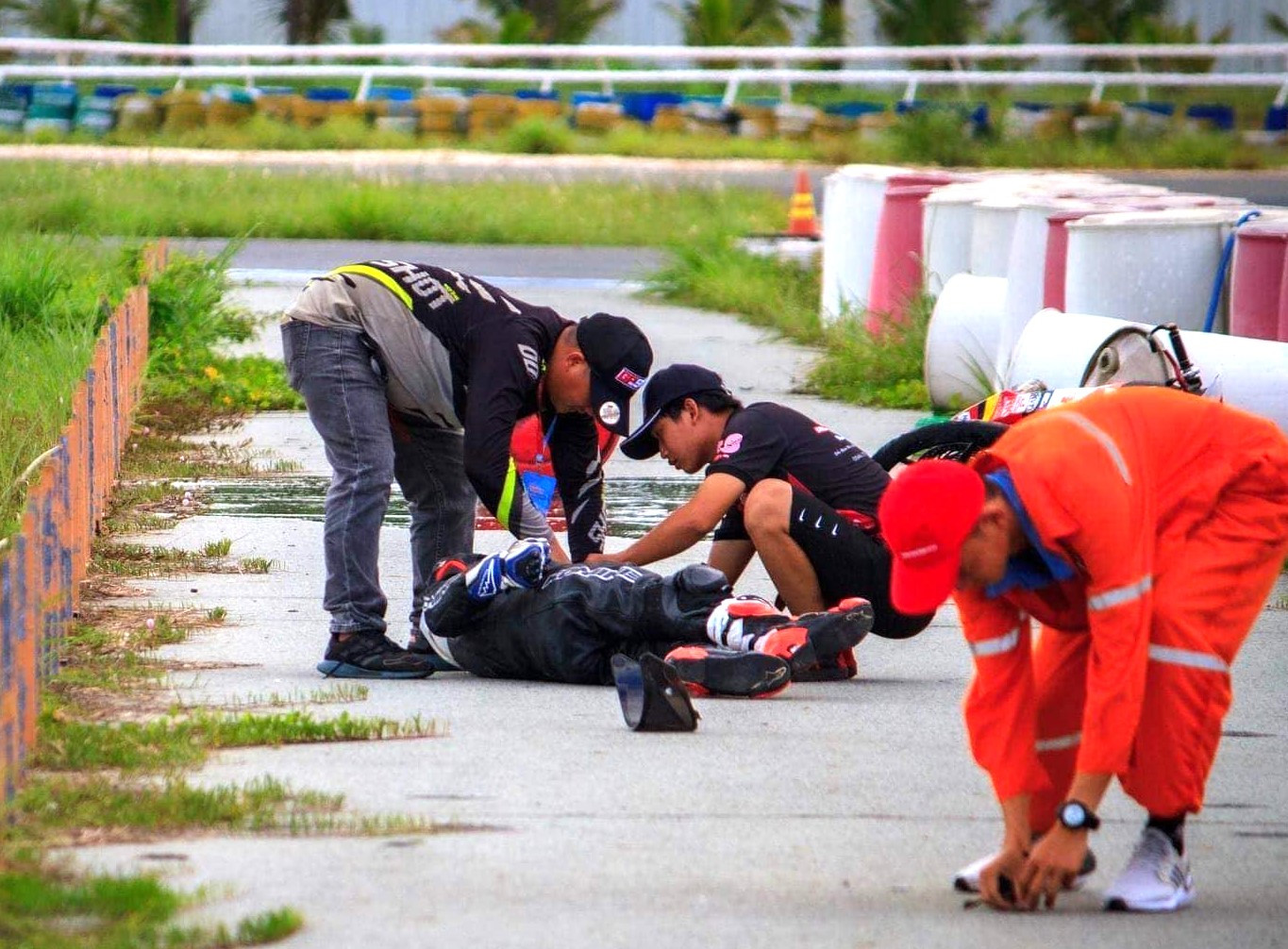 Nữ tay đua bị chấn thương sọ não