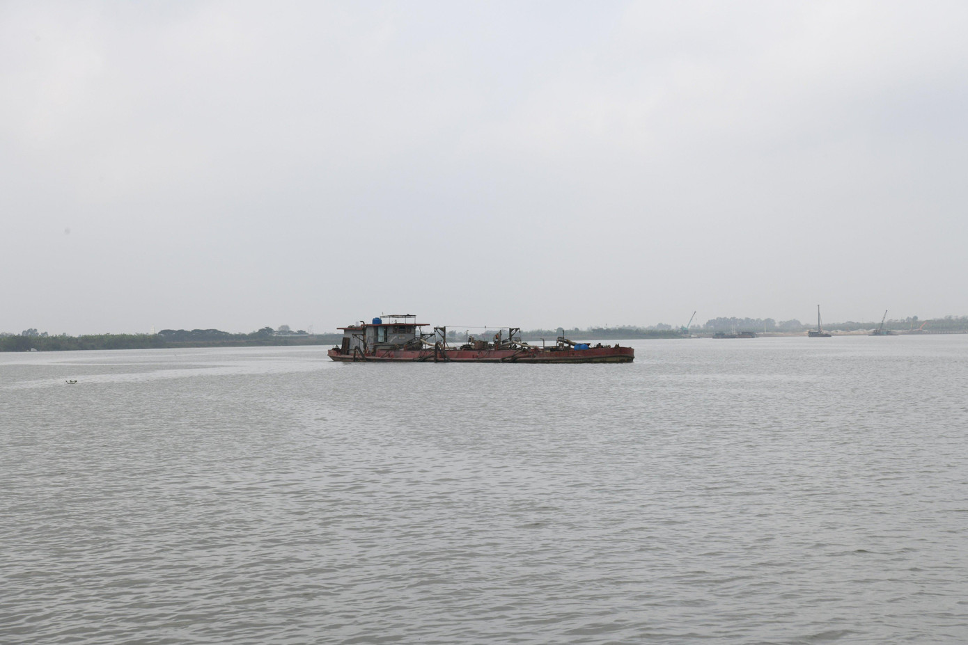 Hiện cơ quan chức năng đang làm việc với những người liên quan để làm rõ. Hiện cơ quan chức năng đang làm việc với những người liên quan để làm rõ.