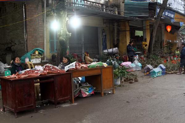 Nhiều hàng còn chưa mở hàng