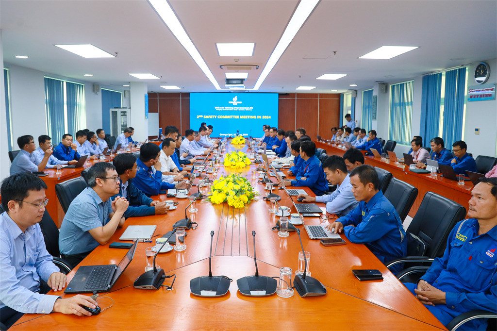Công ty cổ phần Lọc hoá dầu Bình Sơn (BSR) đã tổ chức cuộc họp của Hội đồng an toàn BSR lần thứ II năm 2024.