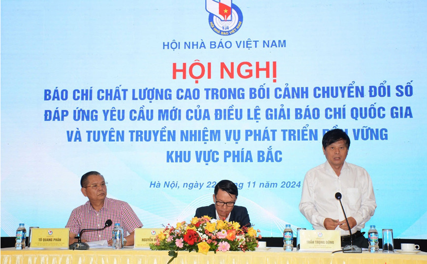 Toàn cảnh Hội nghị báo chí chất lượng cao trong bối cảnh chuyển đổi số đáp ứng yêu cầu mới của Điều lệ Giải báo chí quốc gia và tuyên truyền nhiệm vụ phát triển bền vững khu vực phía Bắc. Toàn cảnh Hội nghị báo chí chất lượng cao trong bối cảnh chuyển đổi số đáp ứng yêu cầu mới của Điều lệ Giải báo chí quốc gia và tuyên truyền nhiệm vụ phát triển bền vững khu vực phía Bắc.
