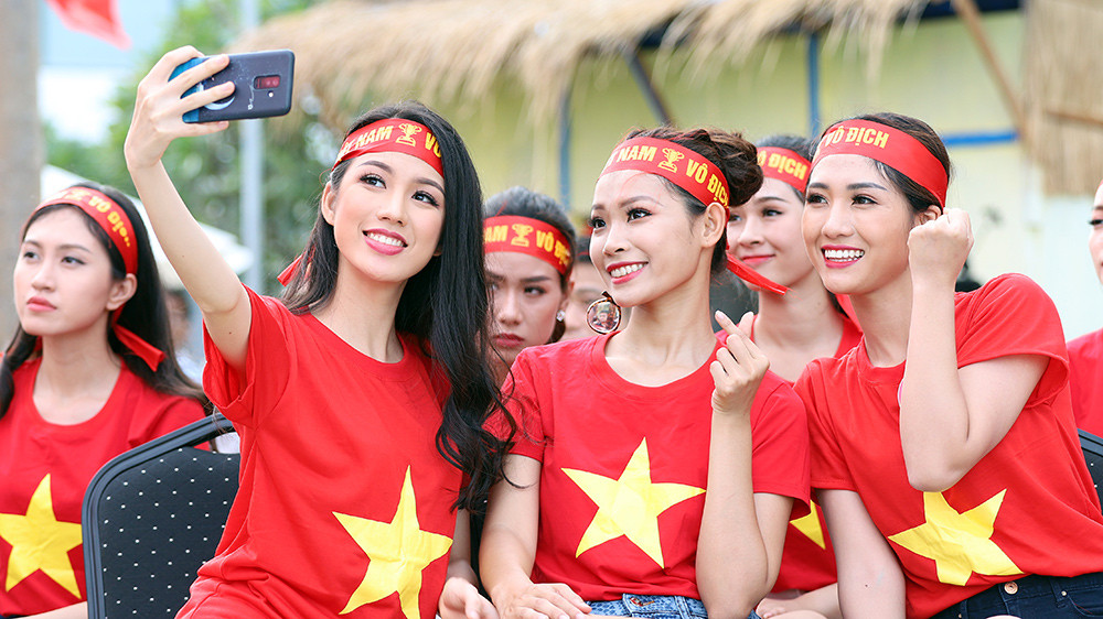 Ngàn cung bậc cảm xúc của CĐV Việt Nam ở trận bán kết ảnh 7