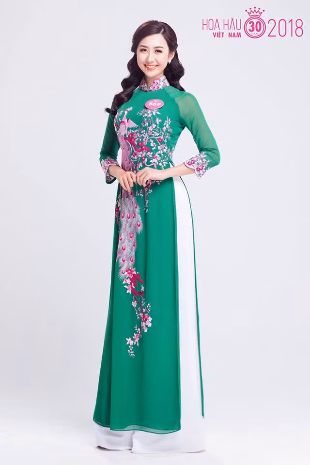 Xúc động nhật kí hành trình nhân ái của thí sinh HHVN ảnh 1