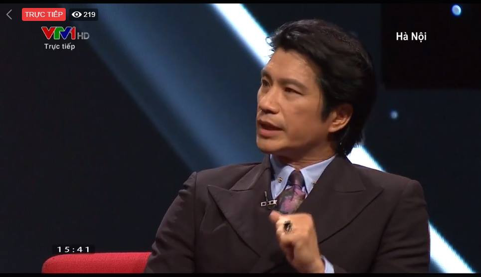 Hoa hậu Tiểu Vy và David Beckham xuất hiện bên xe Vinfast ảnh 14