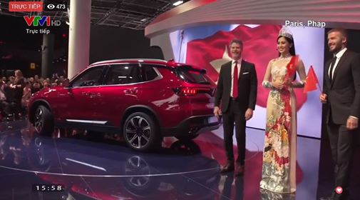 Hoa hậu Tiểu Vy và David Beckham xuất hiện bên xe Vinfast ảnh 6