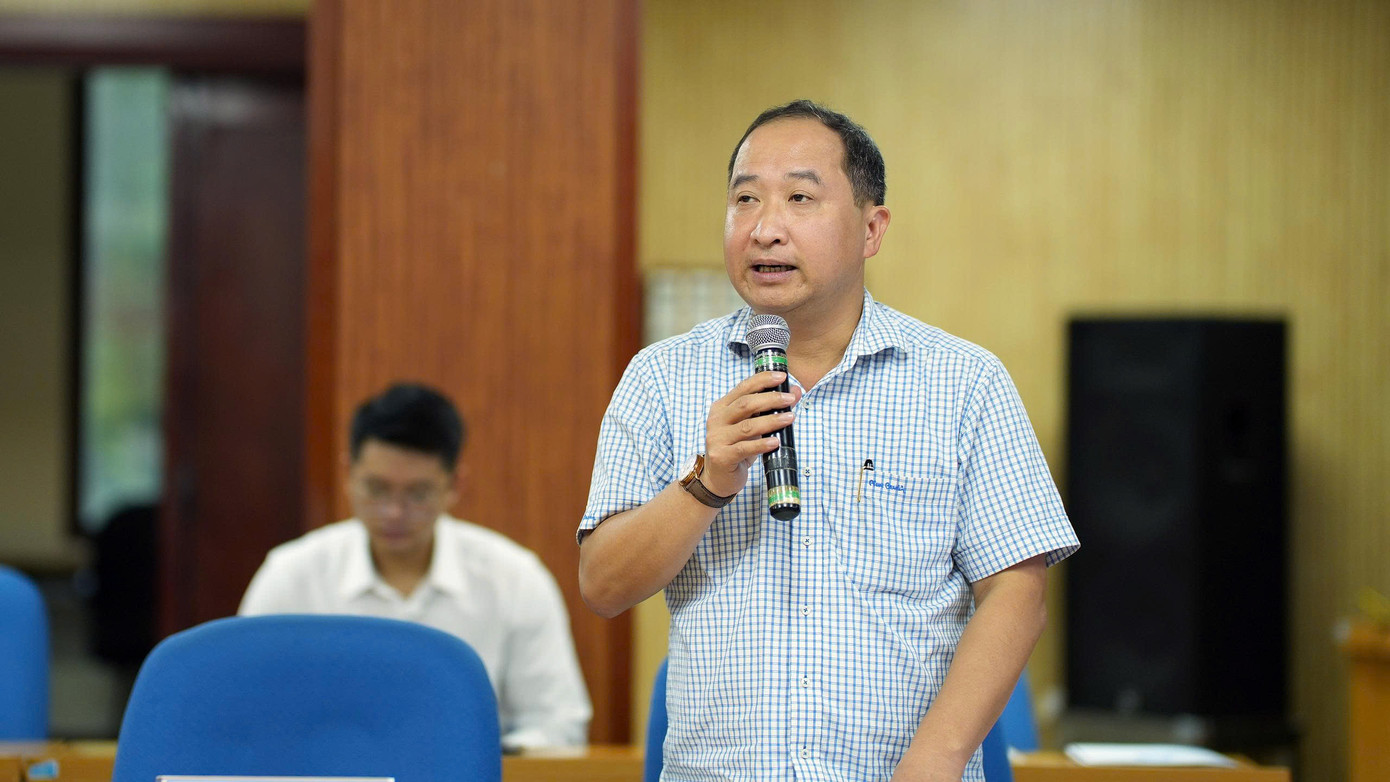 Các đại biểu góp ý tại hội nghị. Các đại biểu góp ý tại hội nghị.