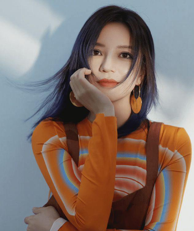 Triệu Vy đứng trước nguy cơ bị cấm sóng.