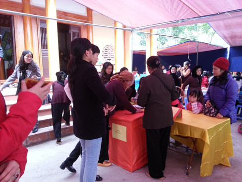 Rất nhiều Phật tử đến dự lễ cầu an. Rất nhiều Phật tử đến dự lễ cầu an