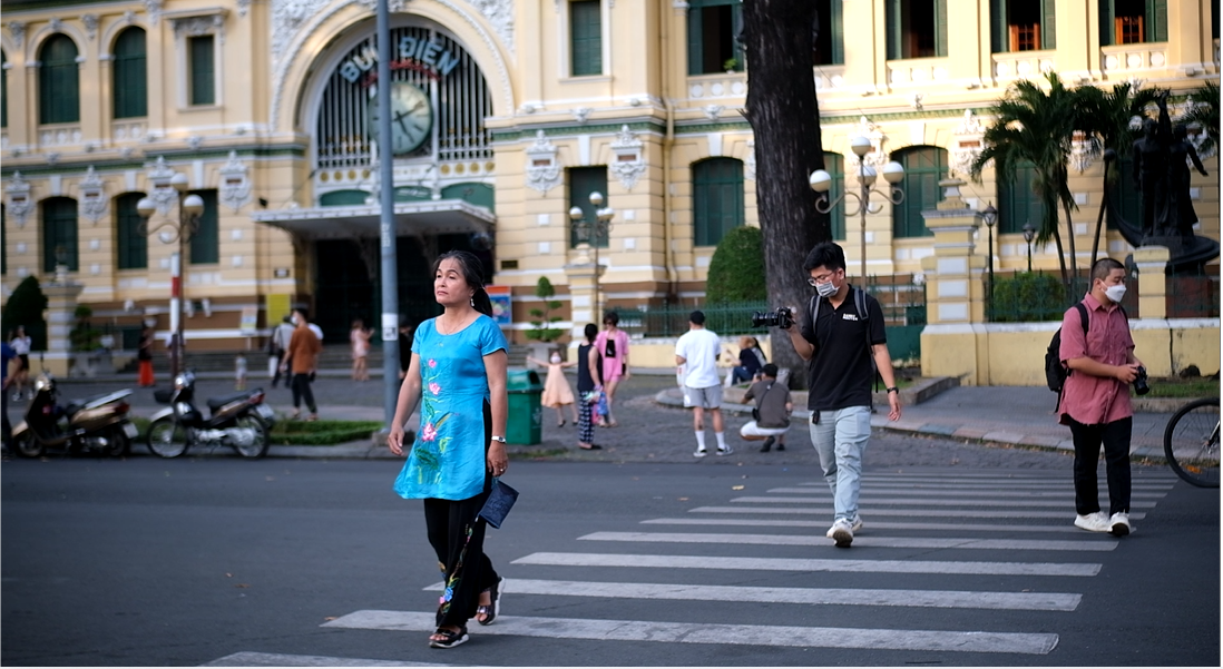 Bưu điện TPHCM được xây dựng trong khoảng thời gian 1886-1891 mang kiến trúc Pháp là địa điểm không thể thiếu khi du khách đến thăm TPHCM. Bưu điện TPHCM được xây dựng trong khoảng thời gian 1886-1891 mang kiến trúc Pháp là địa điểm không thể thiếu khi du khách đến thăm TPHCM.