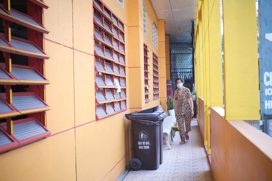 Nhiều phật tử ở gần chùa thường đến lao động công quả, giữ cho chùa luôn sạch sẽ và yên tĩnh.