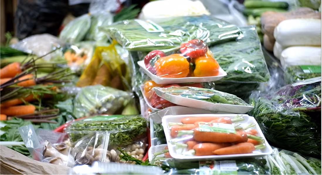 Mặt hàng tăng giá hiện nay chủ yếu là các loại rau củ Đà Lạt. Mặt hàng tăng giá hiện nay chủ yếu là các loại rau củ Đà Lạt.