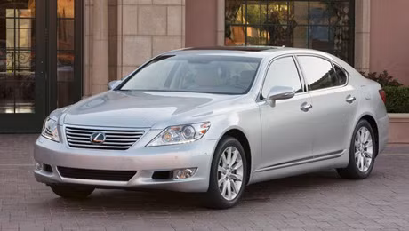 Lexus LS