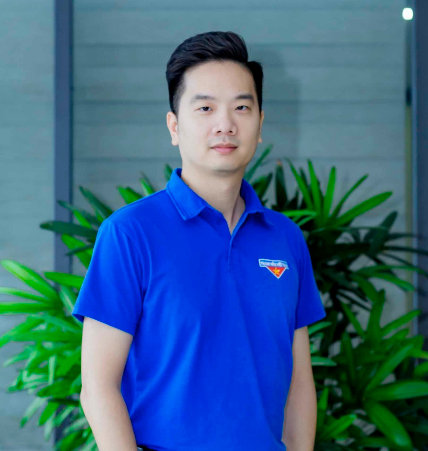 Anh Nguyễn Vũ - tân Phó Bí thư Tỉnh Đoàn Quảng Ninh sinh năm 1991, là Cử nhân Hệ thống quản lý thông tin; Kỹ sư xây dựng dân dụng và công nghiệp; Thạc sỹ Quản trị kinh doanh quốc tế; Trình độ LLCT Cao cấp.