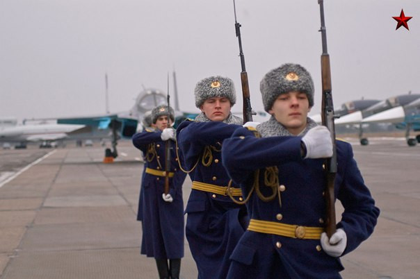 Lễ tiếp nhận diễn ra trang trọng tại căn cứ Baltimore. Lễ tiếp nhận diễn ra trang trọng tại căn cứ