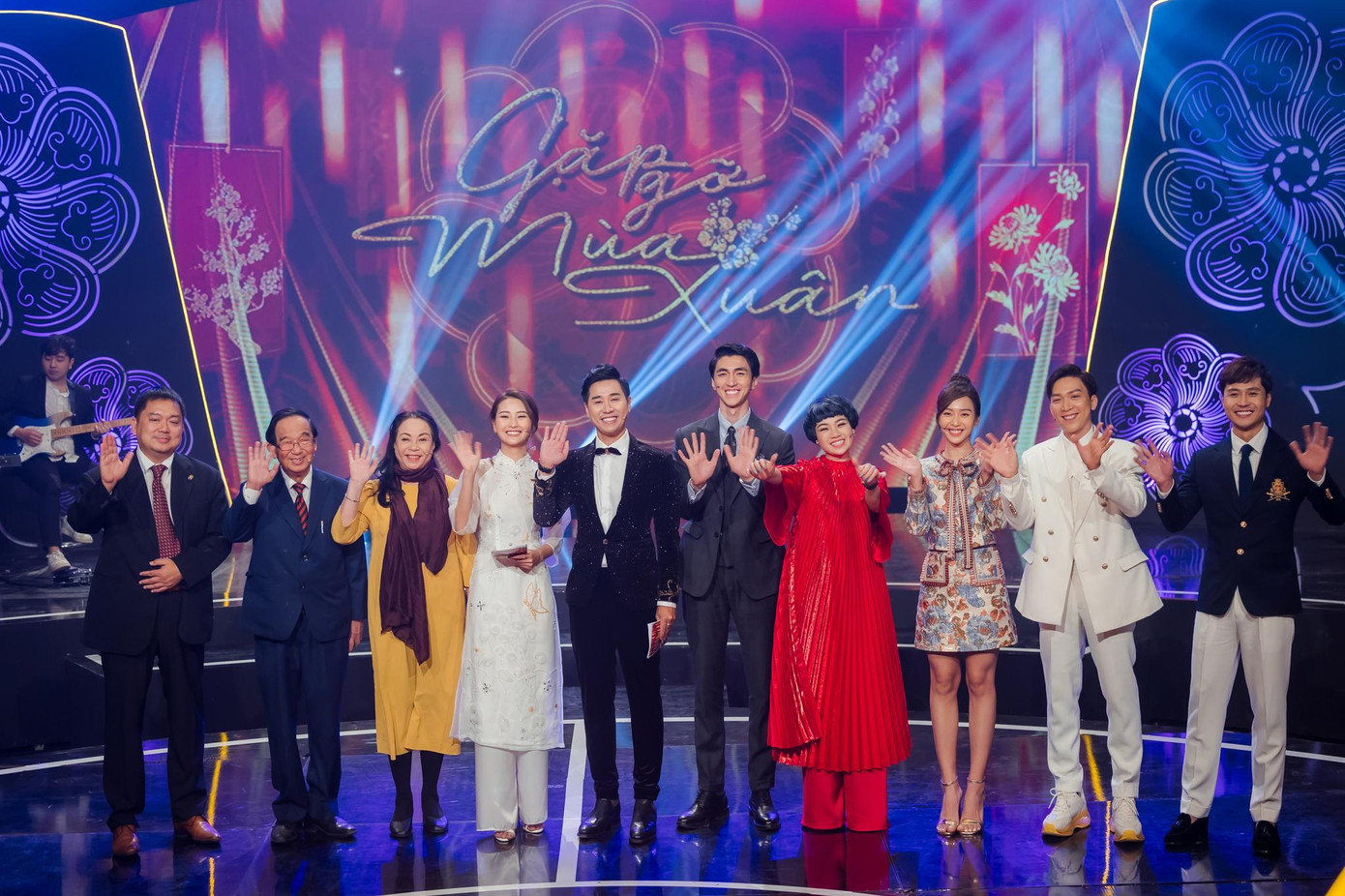 Khách mời đủ thế hệ của "Gặp gỡ mùa xuân".