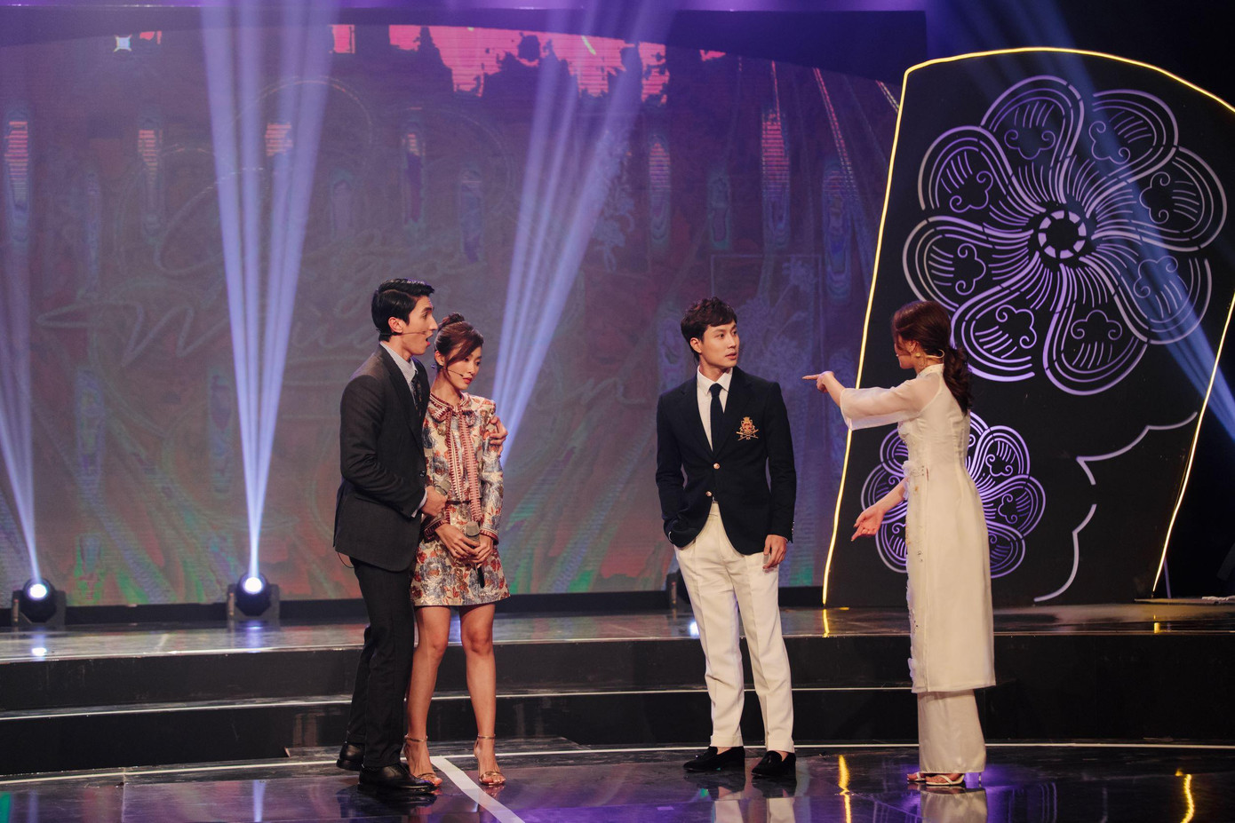 Ngoại truyện bất ngờ của "11 tháng 5 ngày".