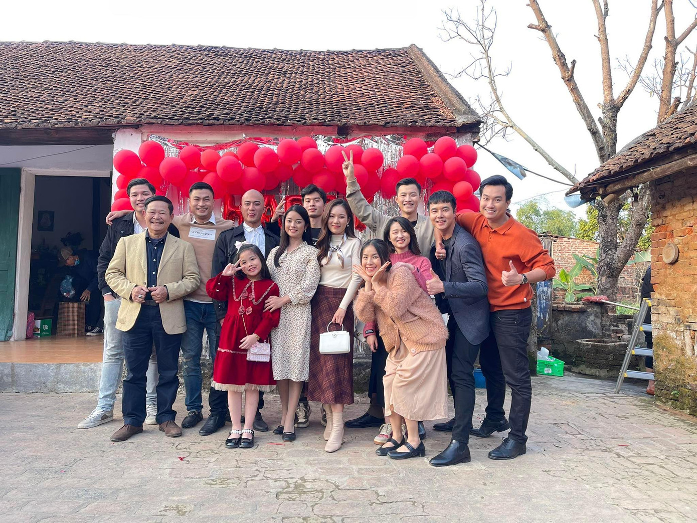 "Phố trong làng" sẽ khép lại trong ba tập nữa. "Phố trong làng" sẽ khép lại trong ba tập nữa.