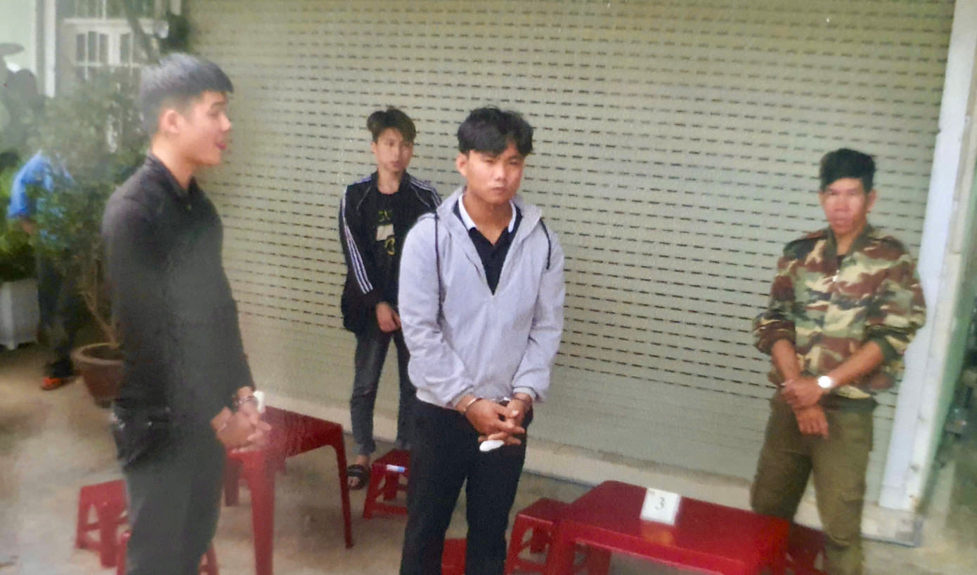 Công an dựng lại hiện trường vụ án Công an dựng lại hiện trường vụ án