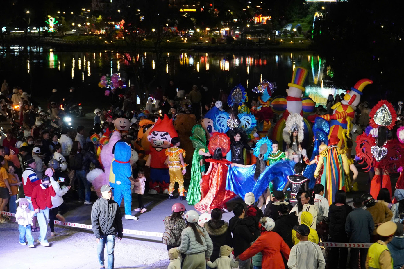 Ông Đặng Quang Tú - Chủ tịch UBND TP Đà Lạt - cho biết chương trình mang đến lễ hội đường phố thật sôi động, vui nhộn, rực rỡ màu sắc và âm nhạc cho người dân cùng du khách. Đồng thời hướng đến mục tiêu bảo tồn, phát huy giá trị di sản tự nhiên, văn hóa Đà Lạt đã được UNESCO vinh danh là thành phố sáng tạo âm nhạc.