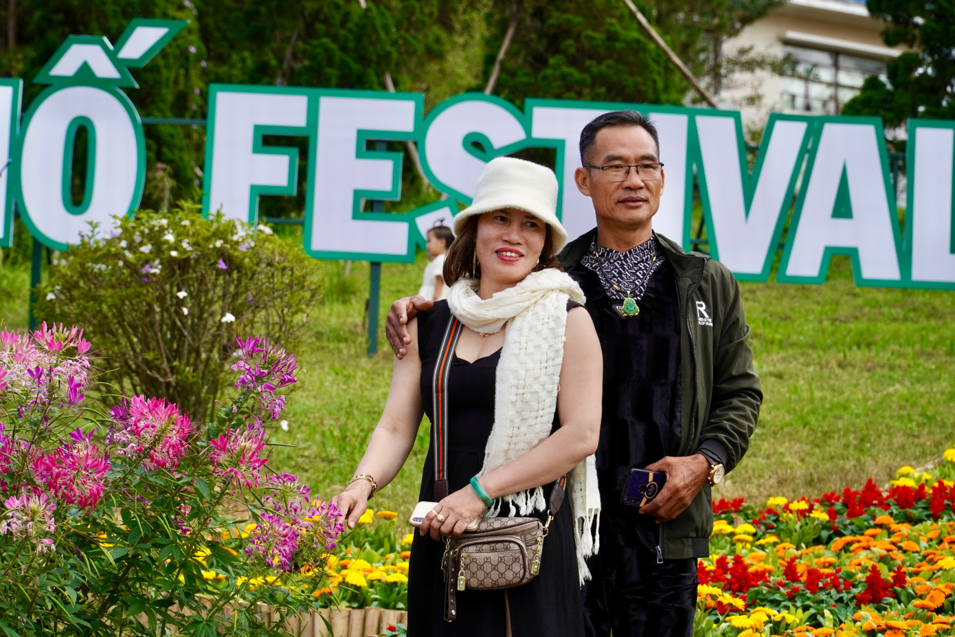 Ghi nhận ngày 31/12, tại các tiểu cảnh trên địa bàn thành phố Đà Lạt đang chật kín người check-in.