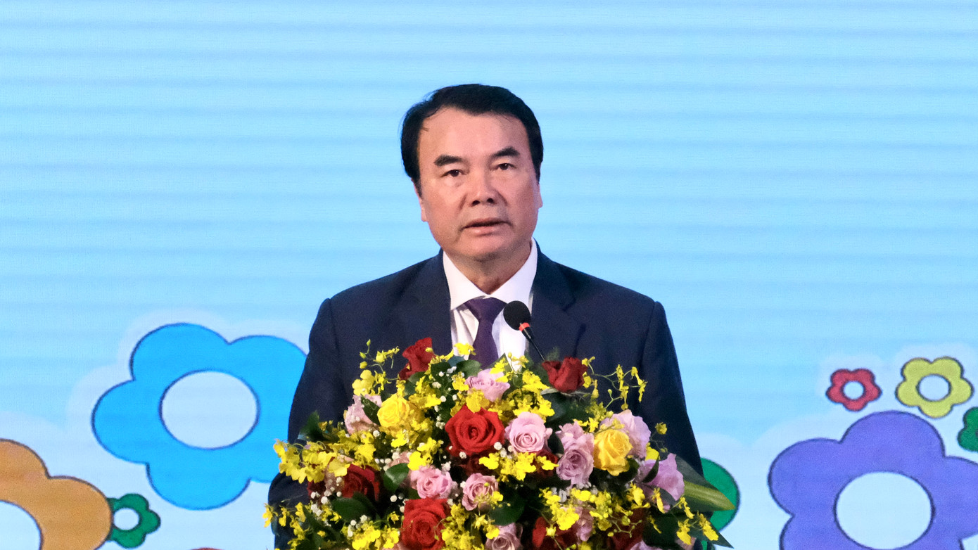 Ông Phạm S - Phó Chủ tịch UBND tỉnh Lâm Đồng phát biểu tại hội nghị. Ông Phạm S - Phó Chủ tịch UBND tỉnh Lâm Đồng phát biểu tại hội nghị.