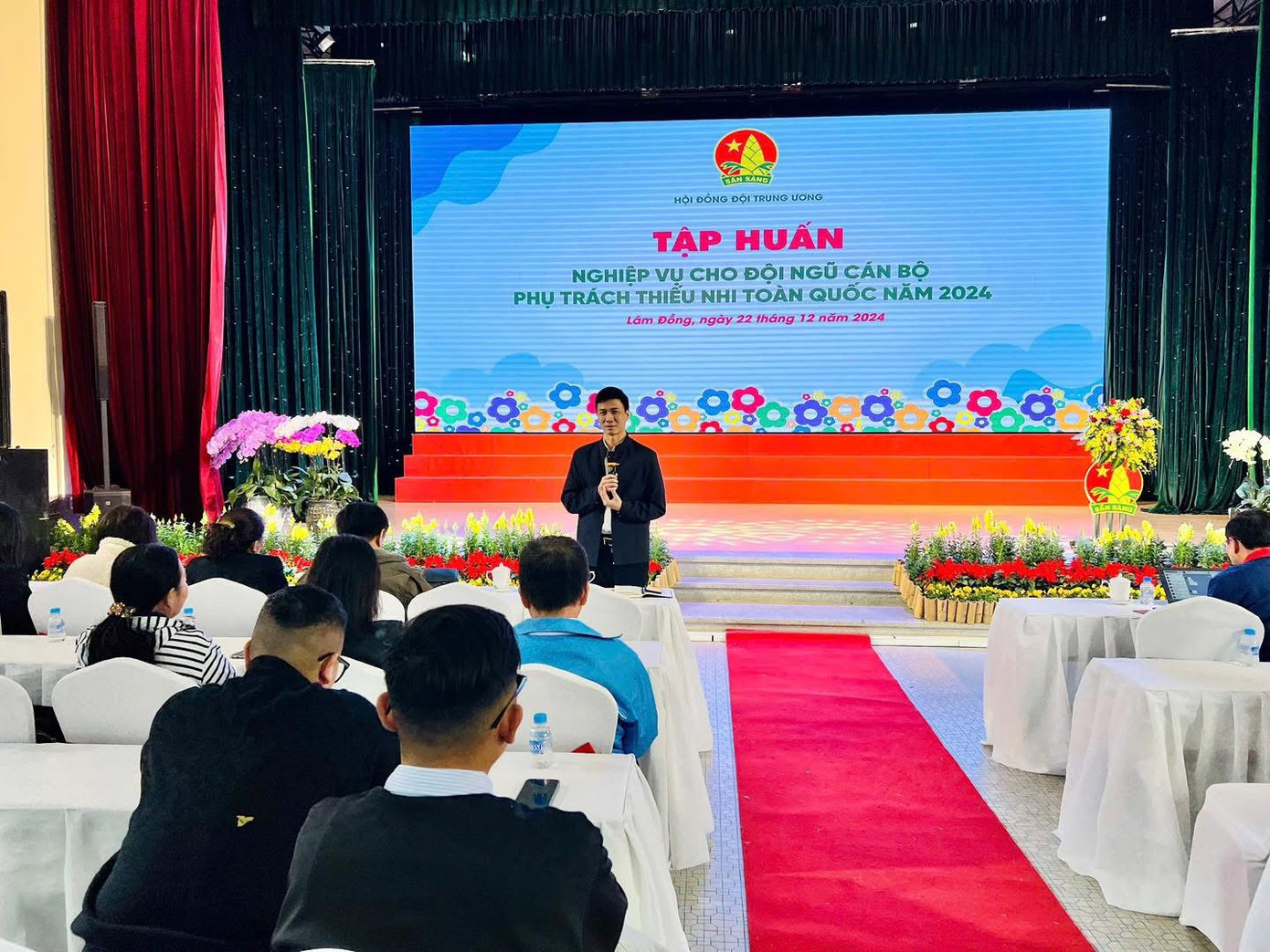 Toàn cảnh Hội nghị Tập huấn nghiệp vụ sáng 22/12. Toàn cảnh Hội nghị Tập huấn nghiệp vụ sáng 22/12.