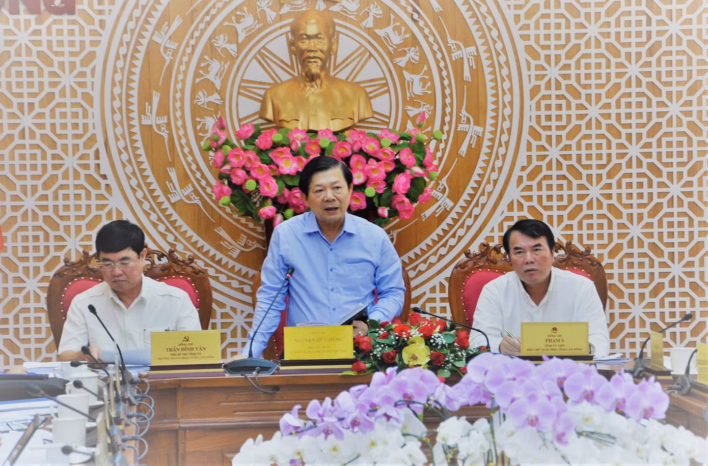 Ông Nguyễn Hữu Dũng - Phó Chủ tịch Ủy ban Trung ương Mặt trận Tổ quốc Việt Nam phát biểu
