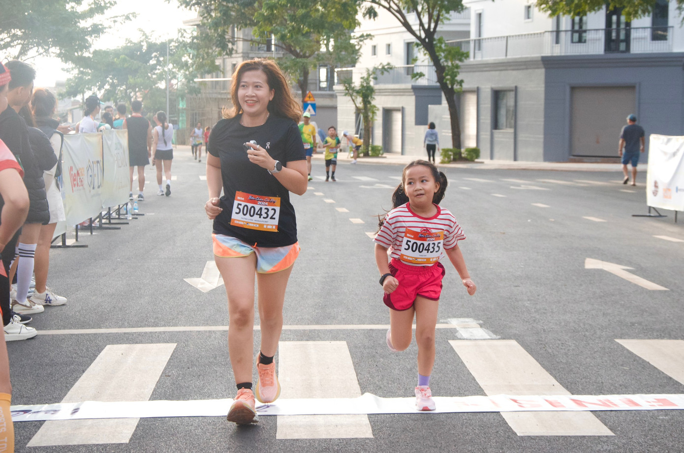 Giải có sự tham gia của nhiều thiếu nhi Giải có sự tham gia của nhiều thiếu nhi