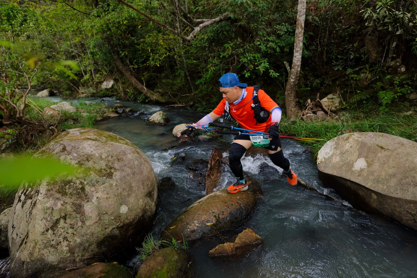 Prenn Trail Summit 2024 được chứng nhận quốc tế bởi ITRA, UTMB và ATM, mở ra cơ hội thi đấu với các đối thủ hàng đầu trong nước. Giải còn có thể tích lũy điểm số để tham gia các giải đấu quốc tế danh giá.