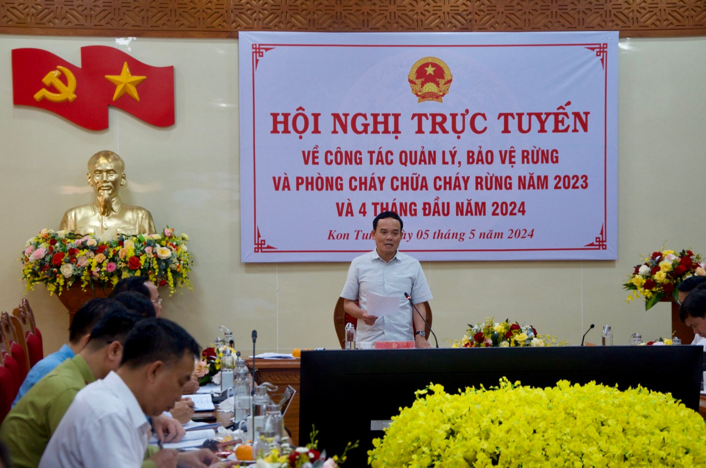 Phó Thủ tướng Chính phủ Trần Lưu Quang tại Hội nghị