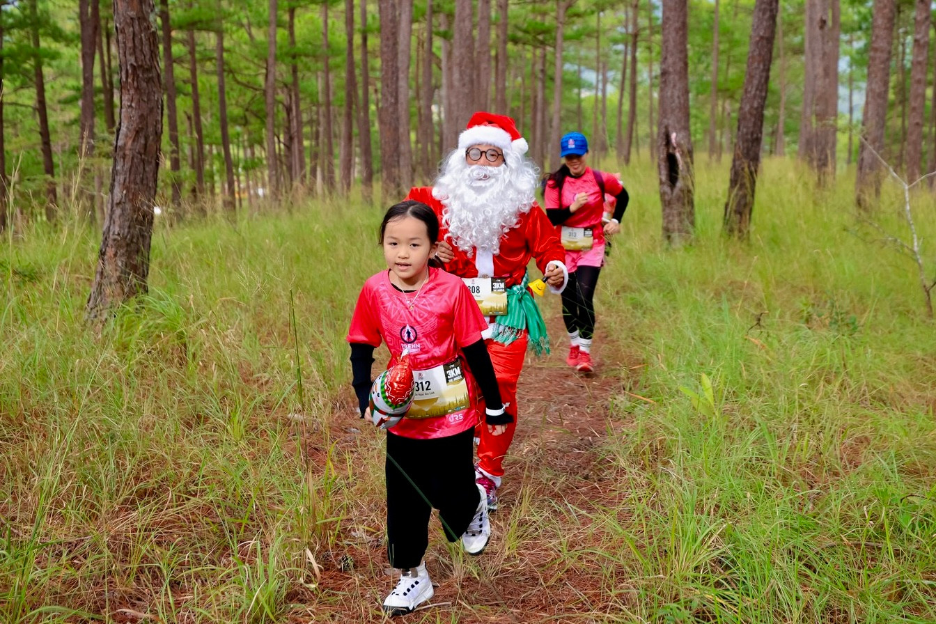 "Giải chạy không chỉ là một cuộc thi, mà là một lễ hội thể thao, nơi những người yêu thích chạy địa hình có thể hòa mình vào không khí sôi động", ban tổ chức khẳng định.