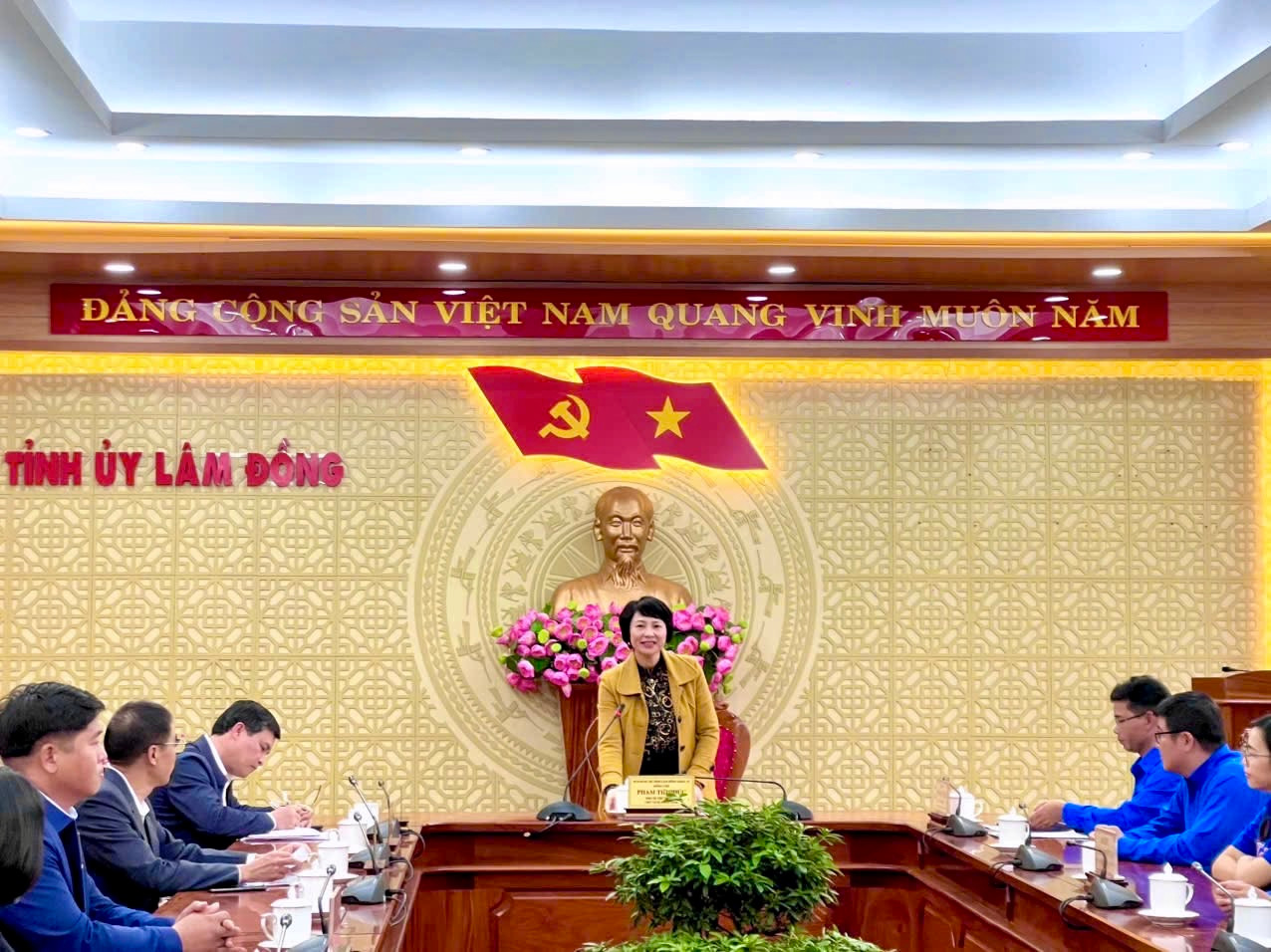 Thường trực Tỉnh uỷ Lâm Đồng gặp mặt đoàn đại biểu dự Đại hội đại biểu toàn quốc Hội LHTN Việt Nam