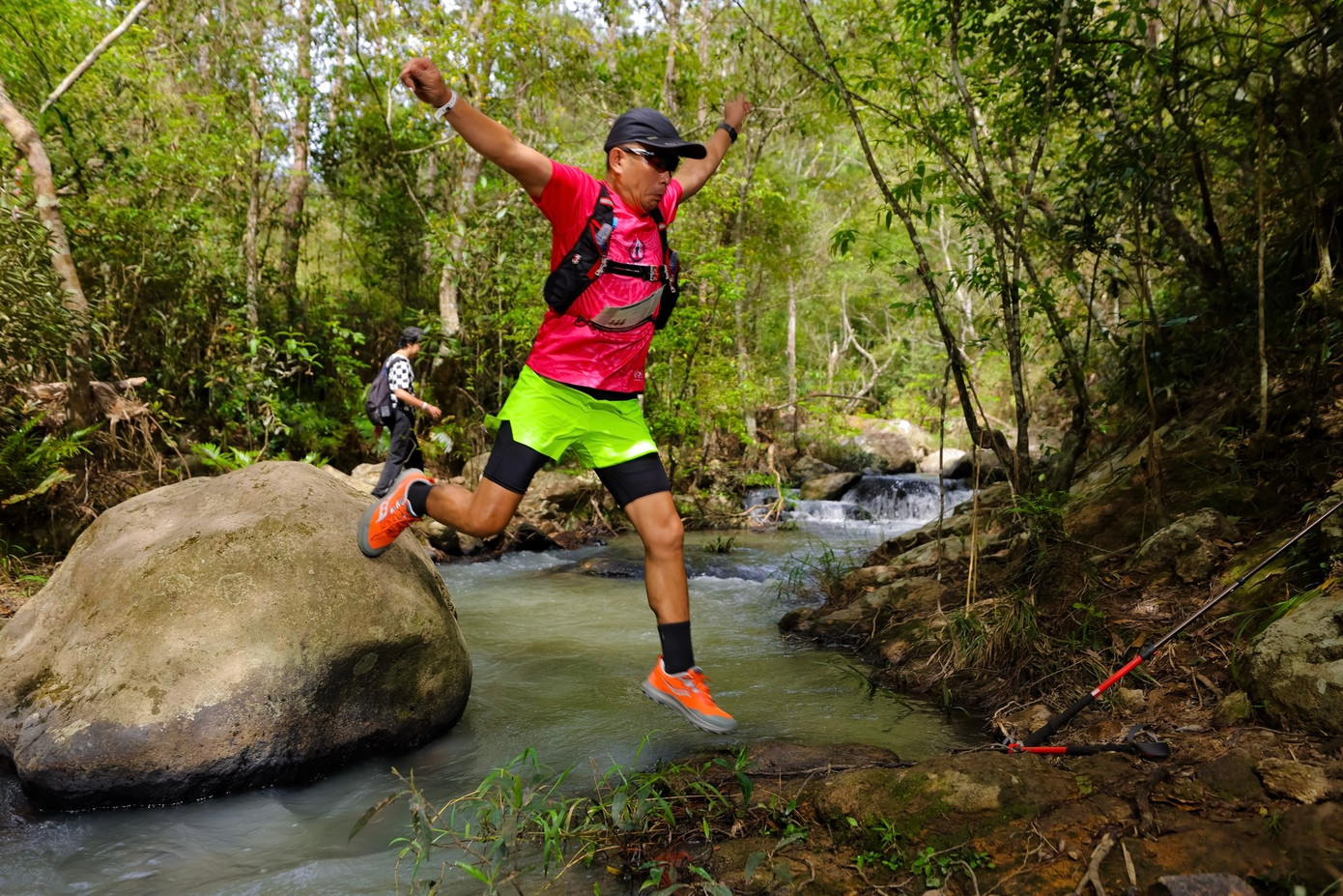 Prenn Trail Summit 2024 được chứng nhận quốc tế bởi ITRA, UTMB và ATM, mở ra cơ hội thi đấu với các đối thủ hàng đầu trong nước. Giải còn có thể tích lũy điểm số để tham gia các giải đấu quốc tế danh giá.