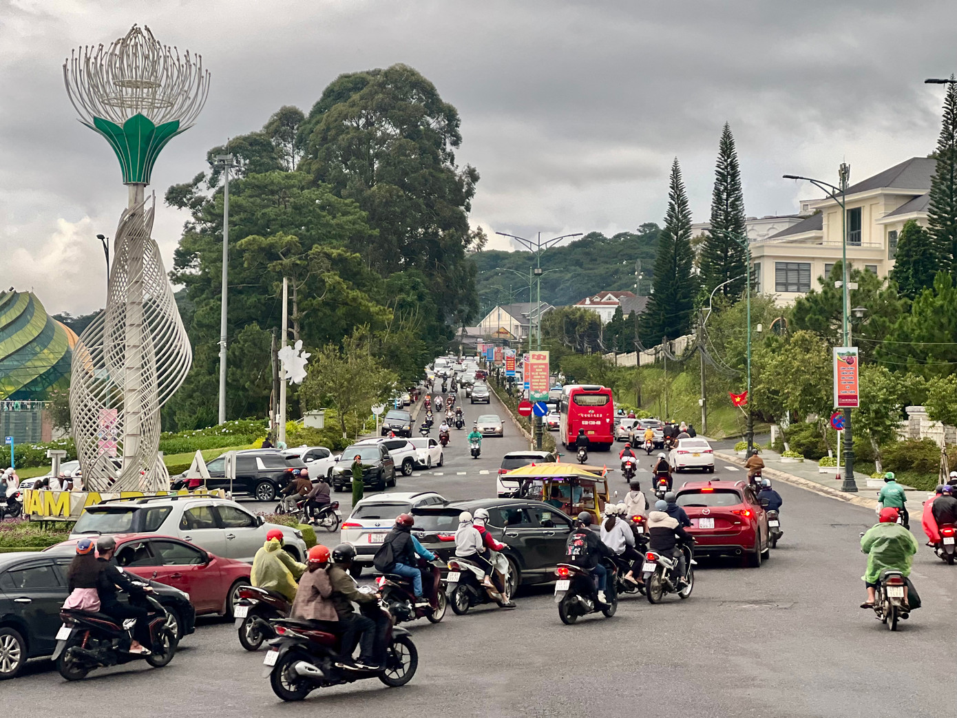 Sở Văn hóa, Thể thao và Du lịch Lâm Đồng thông tin, trong 4 ngày nghỉ lễ Quốc khánh 2/9, tỉnh dự kiến đón khoảng 140.000 lượt khách tham quan, nghỉ dưỡng, trong đó lượng khách quốc tế ước đạt 9.000 lượt.