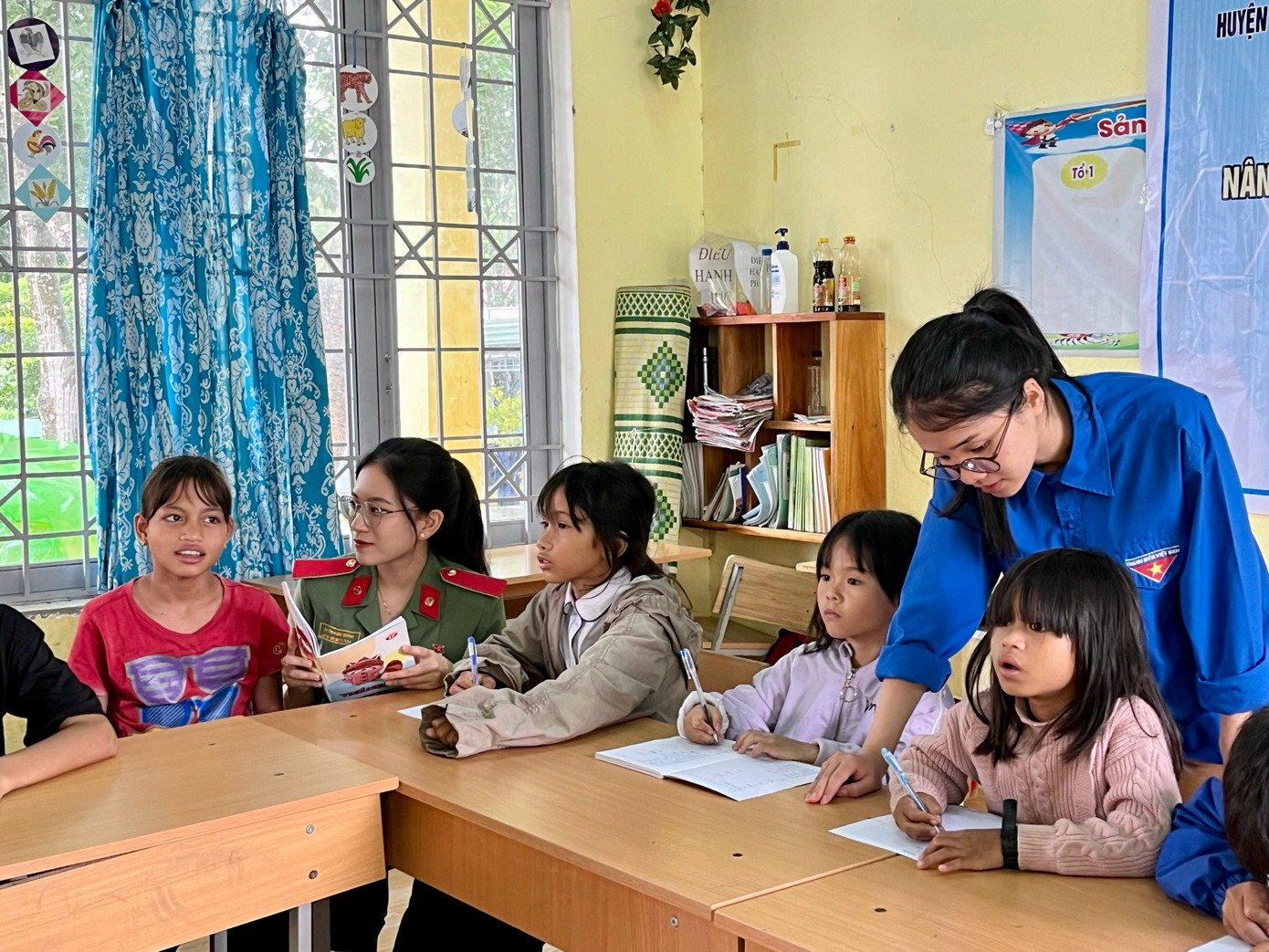 Lớp học diễn ra trong 5 ngày (từ ngày 18-23/7) nhưng đã giúp các em nhỏ có thêm nhiều kiến thức, trải nghiệm.