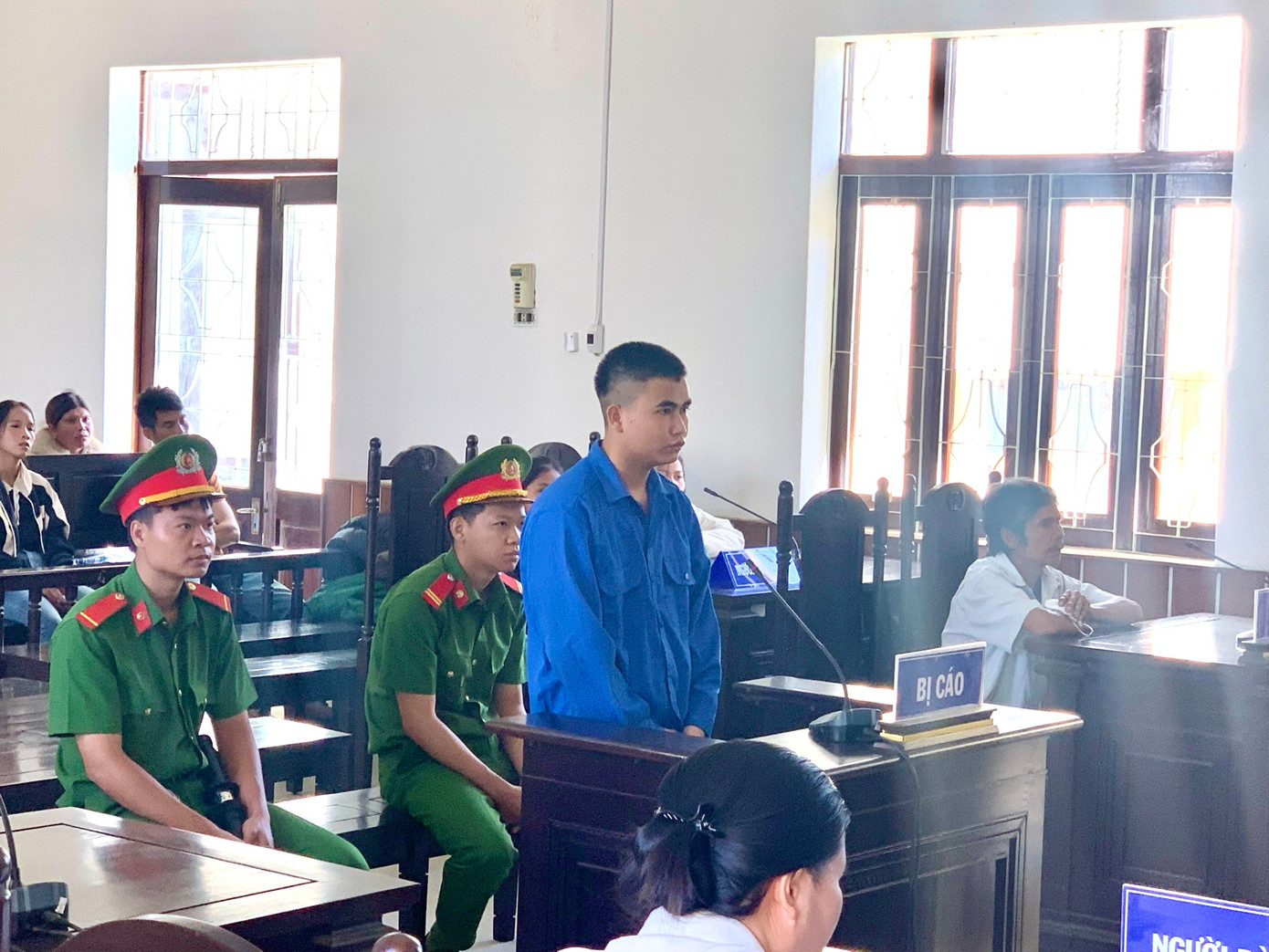 Bị cáo A Tri tại phiên tòa. Bị cáo A Tri tại phiên tòa.