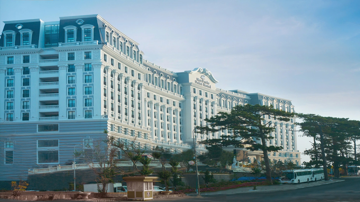 Toàn cảnh MerPerle Dalat Hotel