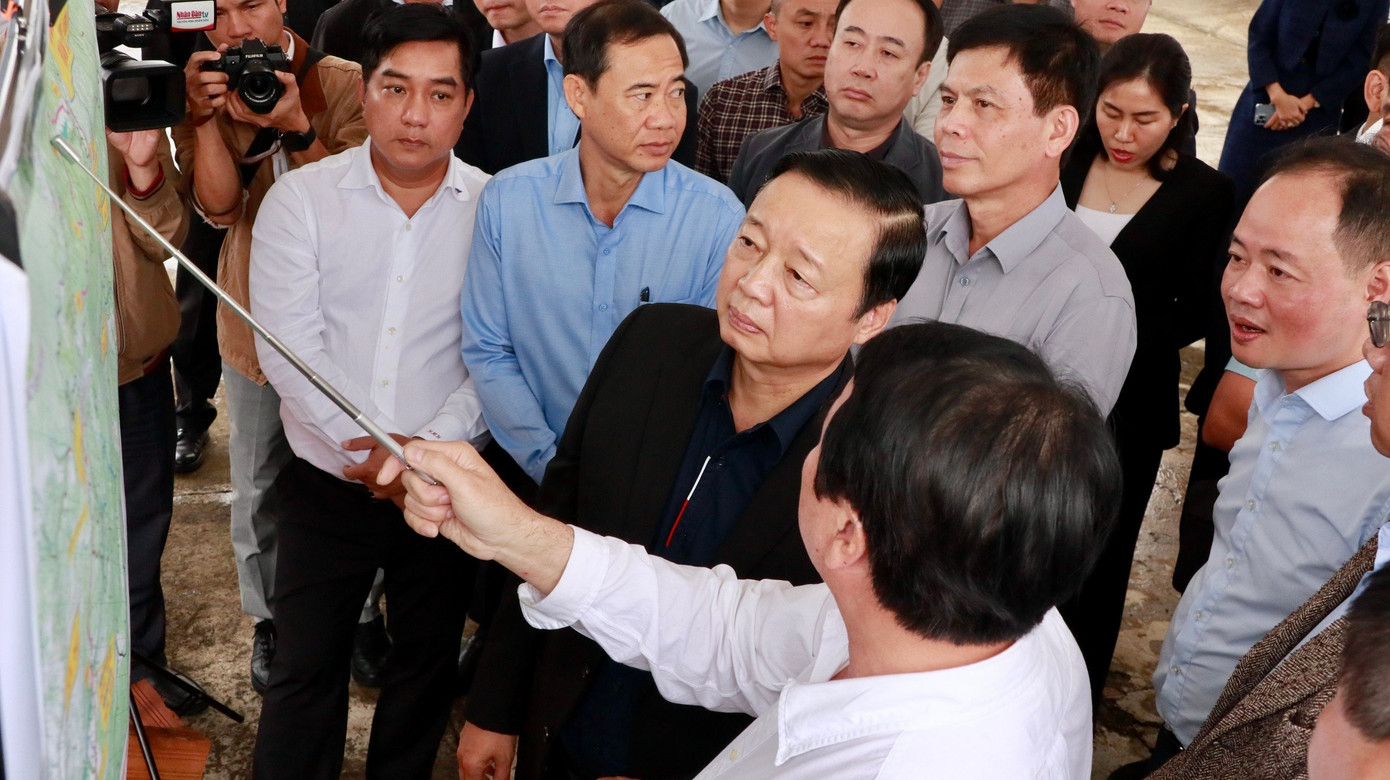 Phó Thủ tướng Trần Hồng Hà khảo sát tuyến cao tốc Bảo Lộc - Liên Khương vào tháng 9/2024.