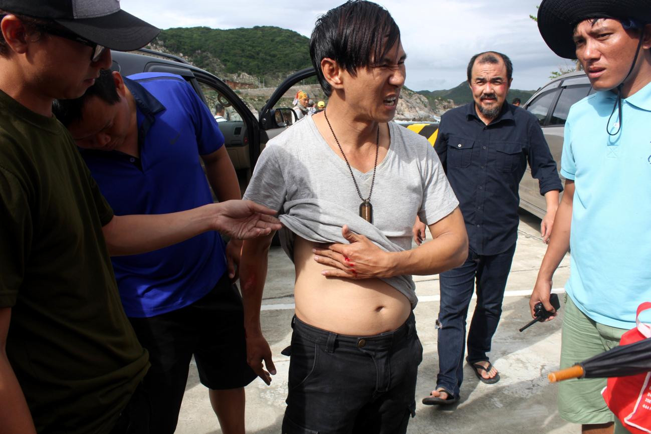 Lý Hải tại trường quay Lật mặt 1.