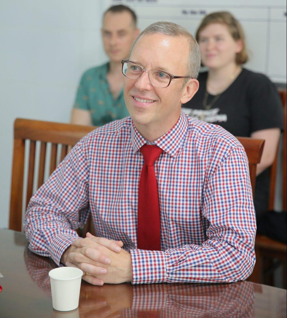 Đại sứ Gareth Ward đặc biệt thích ẩm thực và văn hóa Việt Nam.