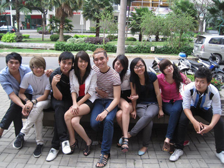 Nhóm BB&BG cũng khá nổi đình nổi đám trong giới trẻ