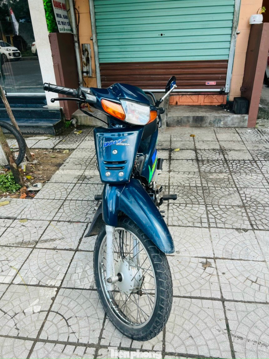 Phần động cơ của xe vẫn giữ nguyên bản.