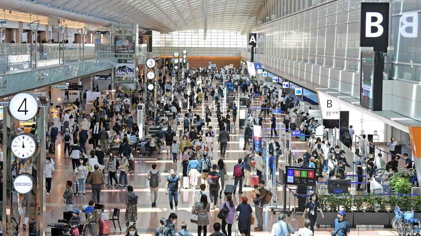 Lượng đặt trước vé máy bay tại Nhật Bản tăng chóng mặt vào tháng 8/2023. Lượng đặt trước vé máy bay tại Nhật Bản tăng chóng mặt vào tháng 8/2023.