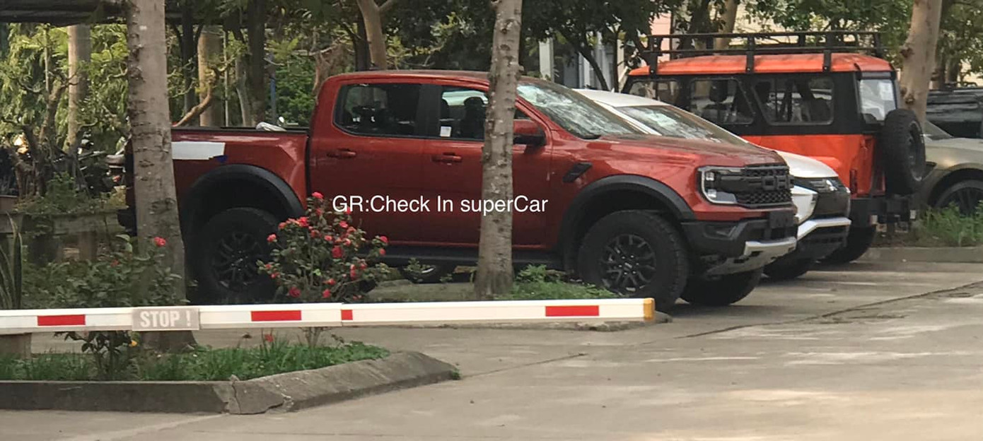 Phát hiện Ranger Raptor đời mới đang trong quá trình kiểm tra khí thải tại Hà Nội.