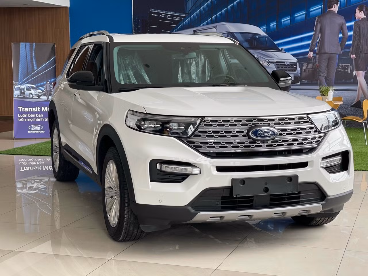 Ford Explorer.