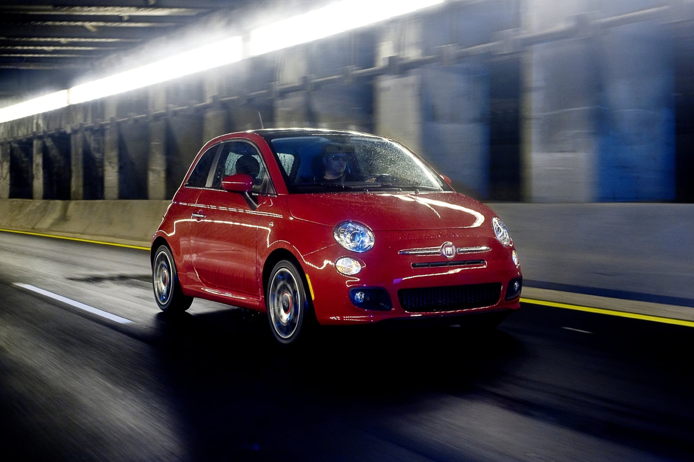 Những mẫu xe cỡ nhỏ được khuyến khích sử dụng tại Paris, Pháp. Những mẫu xe cỡ nhỏ được khuyến khích sử dụng tại Paris, Pháp.