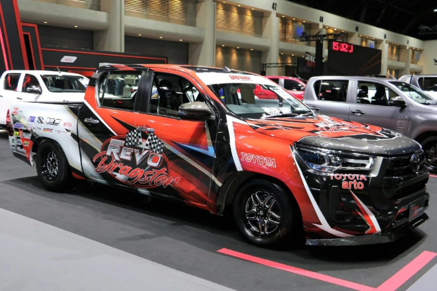 Hilux Revo Dragster.
