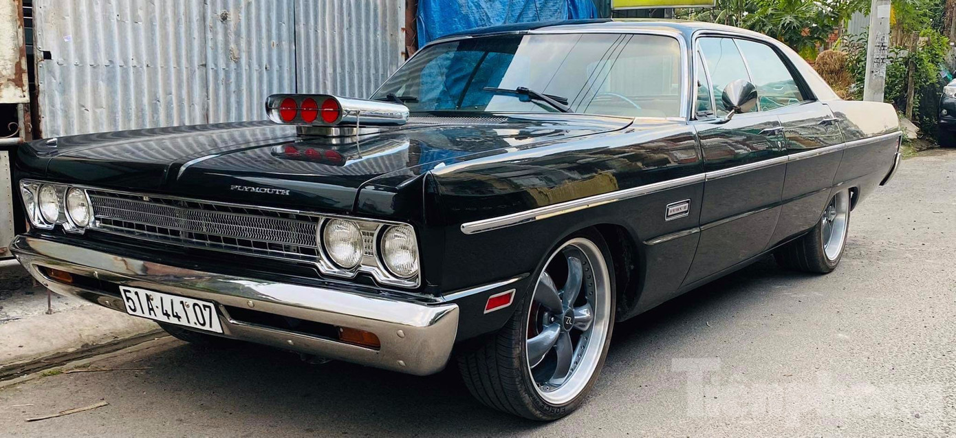 Plymouth Fury III có thiết kế bỏ qua phần cột B nhưng vẫn rất chắc chắn.