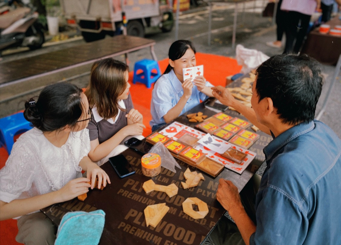 Trò chơi xếp hình Trí uẩn thử thách trí thông minh của các bạn nhỏ.