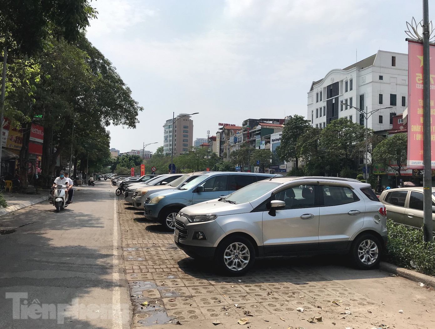 Giá thuê xe cỡ nhỏ tăng vọt dịp nghỉ lễ. Giá thuê xe cỡ nhỏ tăng vọt dịp nghỉ lễ.